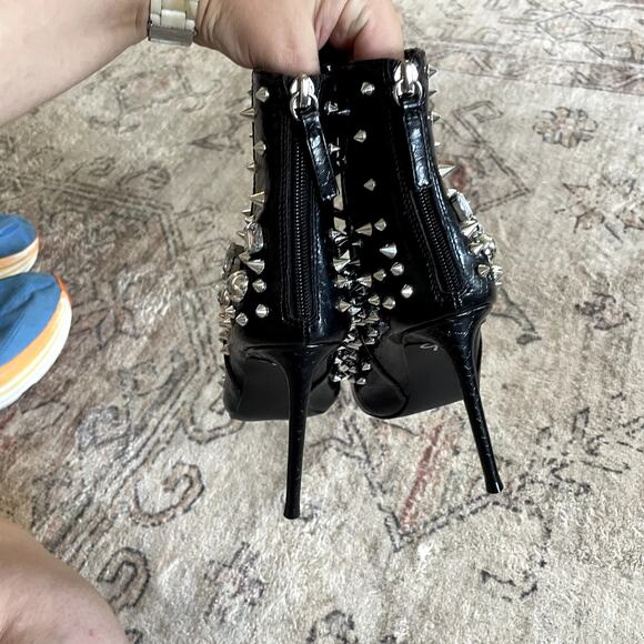 Steve Madden Women's Viceroy Embellished Spiked Dress Booties Black Size 6 EUC - Picture 7 of 13